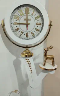 ساعت ایستاده زیبا