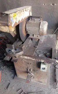 اره جوشکاری. آتشی