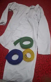 لباس کاراته کیوکوشین