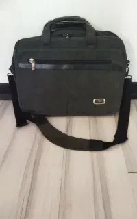 کیف های لپ تاپ و تبلت در حد نو