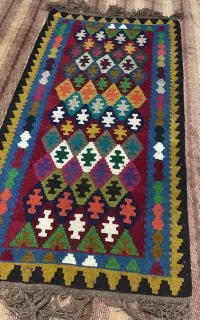 گلیم دستباف پشمی