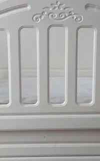 تخت نوزاد با تشک