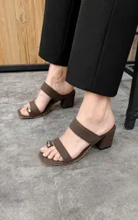 صندل پاشنه دار