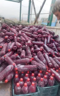 آب انار کاملا طبیعی