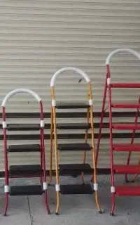 نردبان تاشو