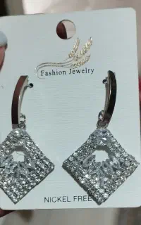 گوشواره و نیم ست استیل کاملا نو
