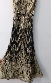 یک عدد لباس مجلسی