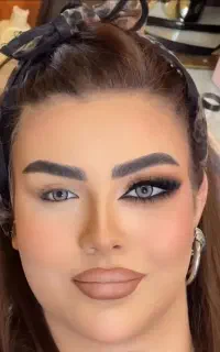 اگه میخوای با۵/۶۹۰تومن آموزش میکاپ ببینی،تماس بگیر