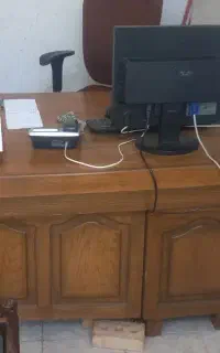 میز مدیریتی چوبی
