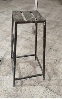 ساخت چهارپایه درابعادمختلف