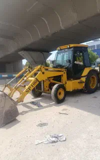بیل بکهو ۱۰۰