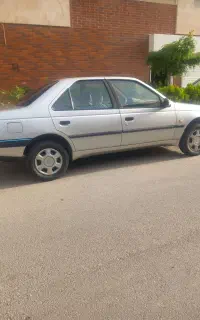 پژو ۴۰۵ مدل ۹۸