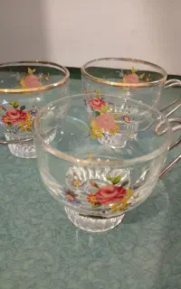 فنجان انگاره دار قدیمی