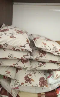 وسایل منزل(دشک،بالشت )