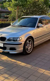 Bmw e46 325 بدون رنگ واقعی