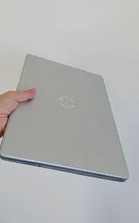 لپتاپ HP فوق‌العاده سبک، زیبا و سریع