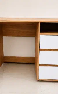 میز کامپیوتر مدرن MDF سه کشو