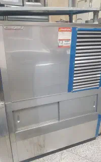 یخساز صنعتی آندارنیک ۲۰۰ کیلویی مشابه نو