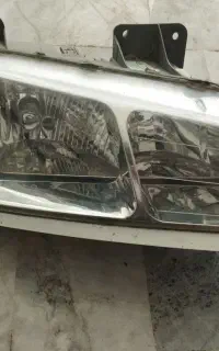 چراغ جلو پژو پارس سمت شاگرد قرمان ۴۰۵ رنگ کرمی