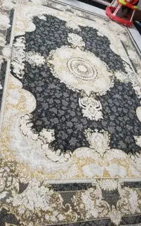 یک عدد فرش ۹متری