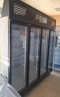 یخچال ۲ونیم متر با  الگو برداری از طرح پرده هوا
