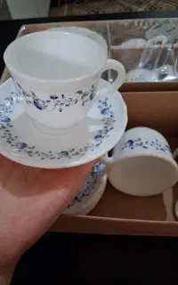 فنجان نعلبکی آمارات