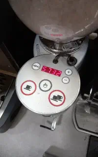 تابلو هایپر و گرایندر قهوه اسیاب کافی شاپ