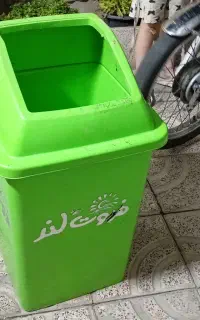 سطل آشغال و استند آدامس