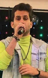 خواننده اجرا زنده همراه نوازنده،دیجی،گروه سورپرایز