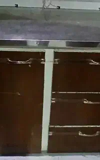 کابینت فلزی قدیمی سنگین