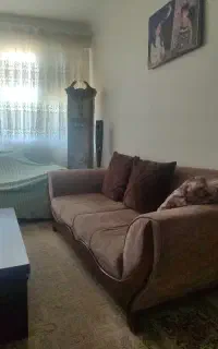 یکنفر خانم جهت کار خدمات و آشپزی در منزل