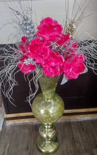 گل و گلدان