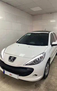 پژو 207i پانا 1404 درحد خشک