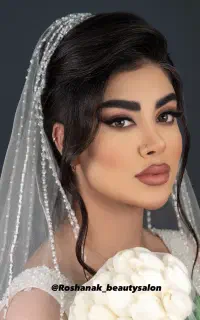 ارائه خدمات میکاپ عروس و همراه