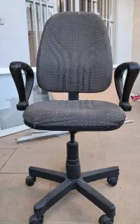 صندلی اداری کامپیوتر چرخ دار