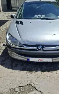 206 مدل ۱۳۸۲