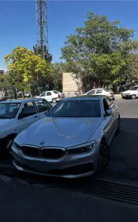 خودرو BMW 540i