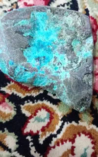 سنگ معدنی فیروزه کریزوکولا