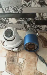 هارد۵۰۰ گیگی و دو عدد دوربین مداربسته