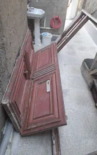 درب آهنی محکم