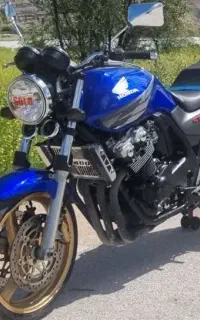 سی بی cb400