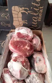 گوشت منجمد و مرغ
