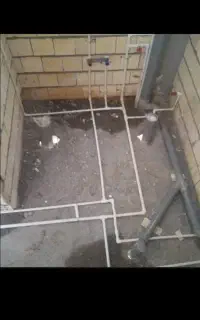 لوله کشی اب فاظلاب (خرده کاری انجام میشود )