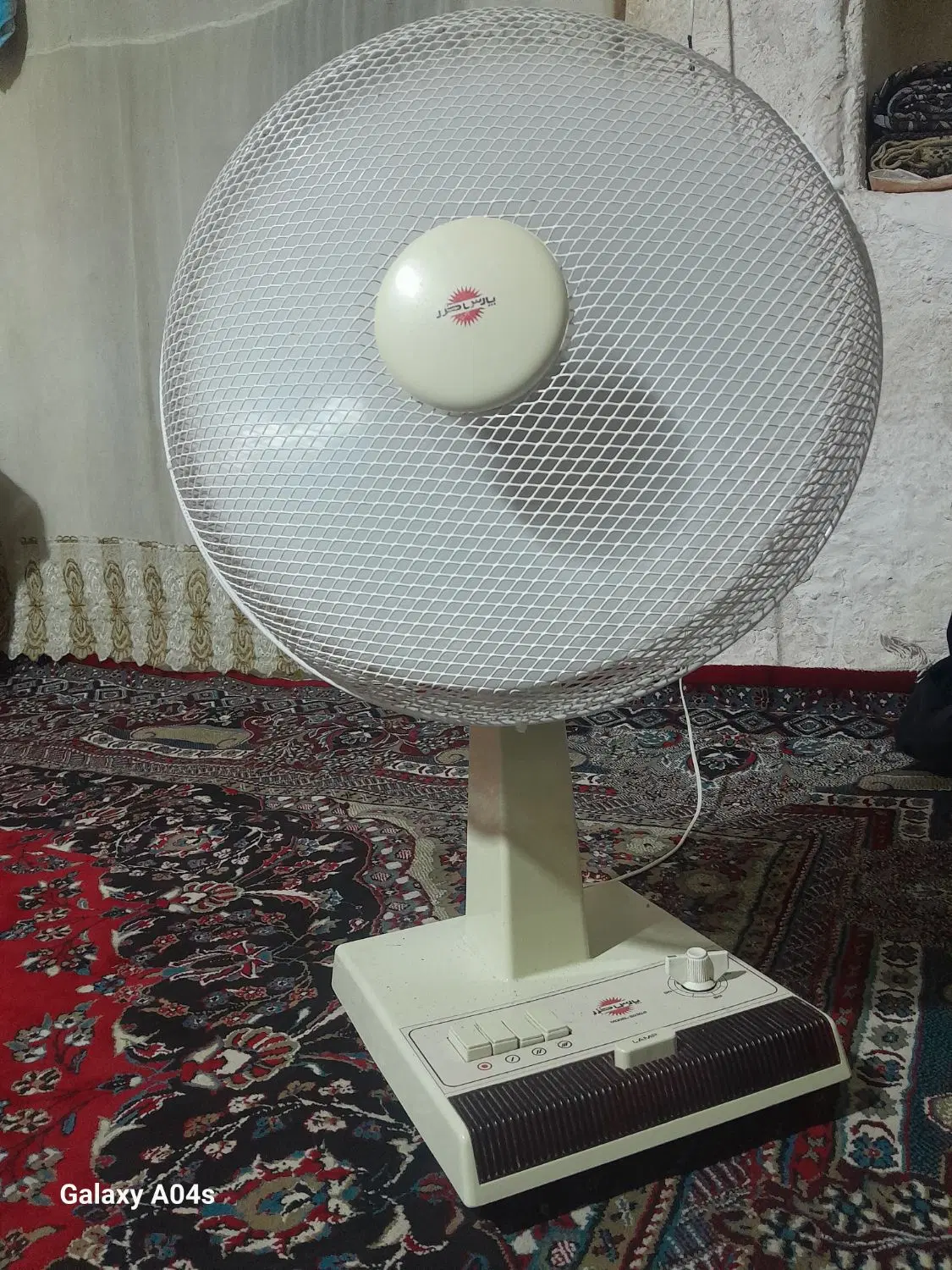 پنکه|پنکه و تصفیهکنندهٔ هوا|قوچان, |دیوار