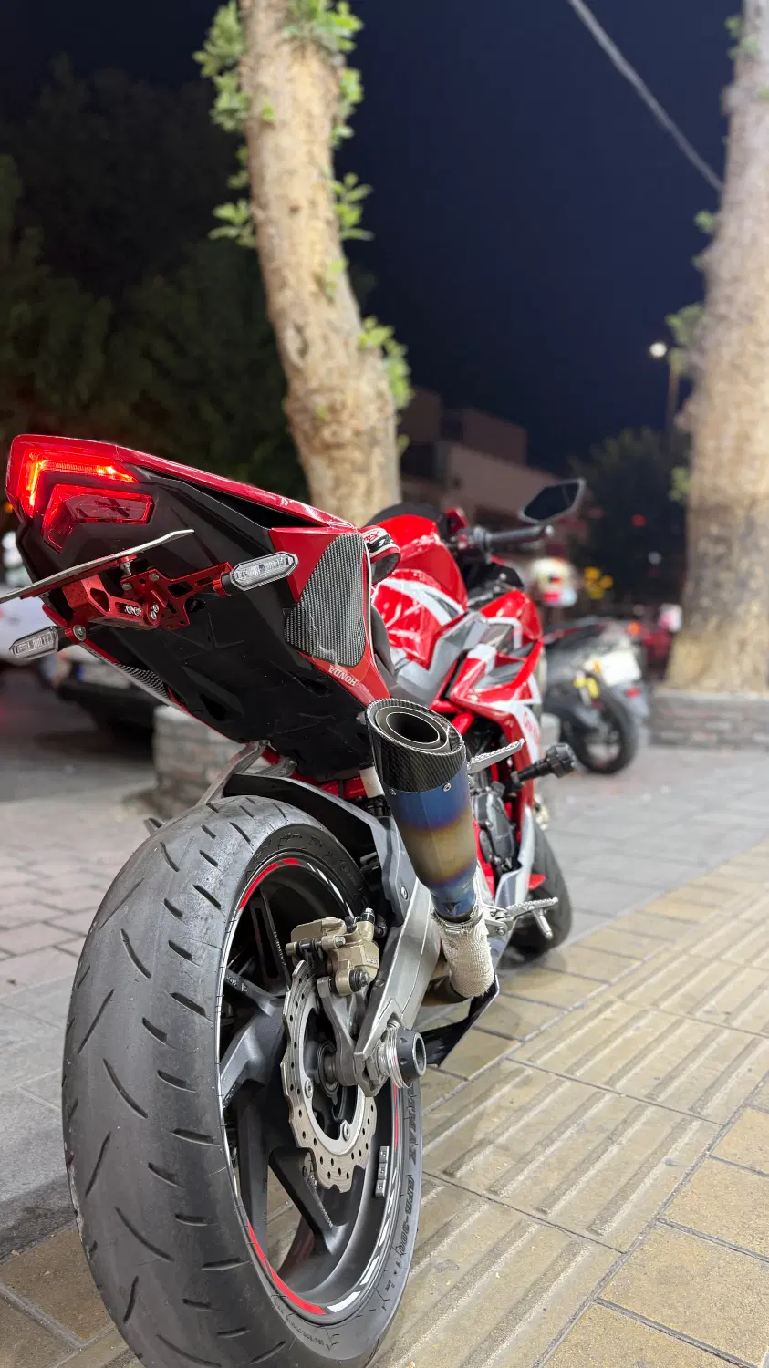 Cbr250|موتورسیکلت|کرج, جهان‌شهر|دیوار