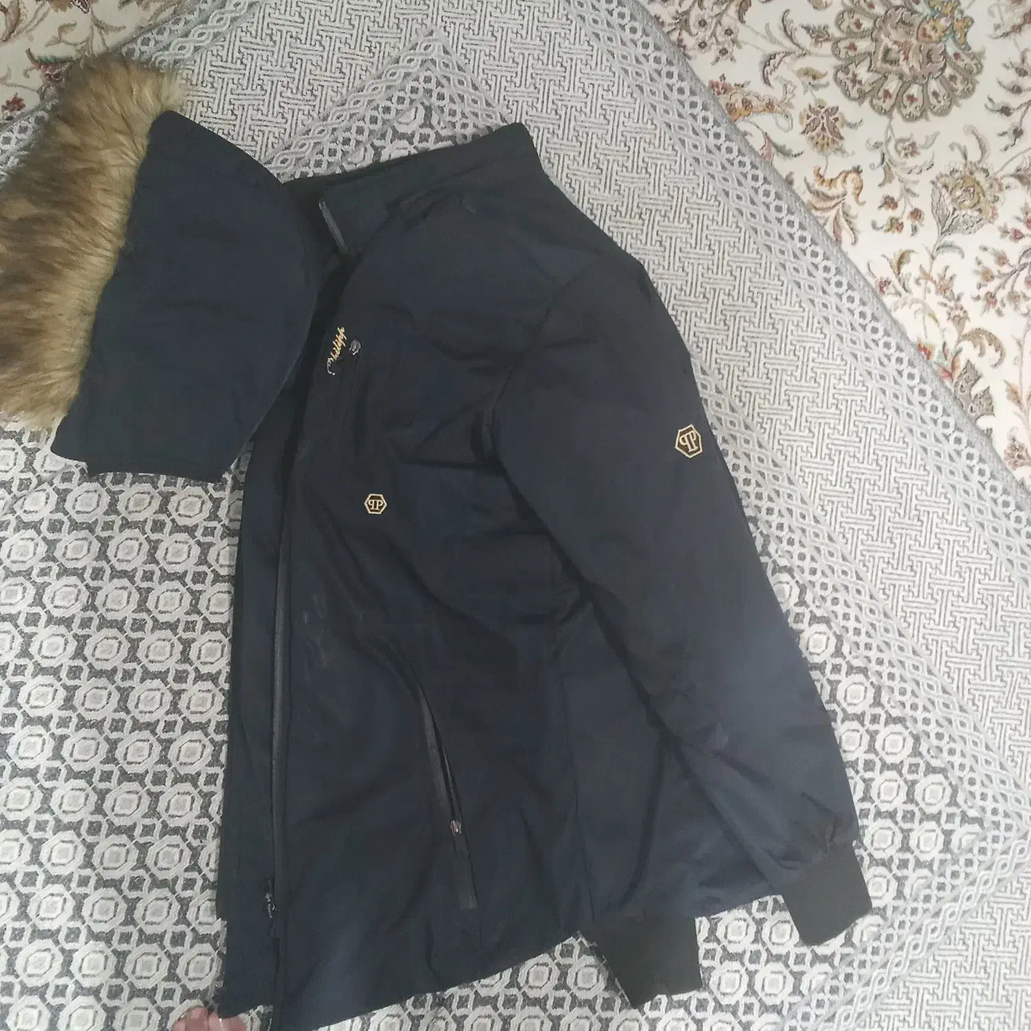 کاپشن|لباس|اسلامآباد غرب, |دیوار