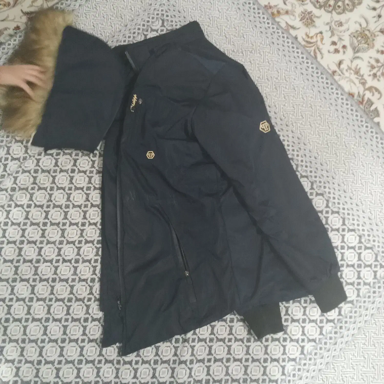 کاپشن|لباس|اسلامآباد غرب, |دیوار