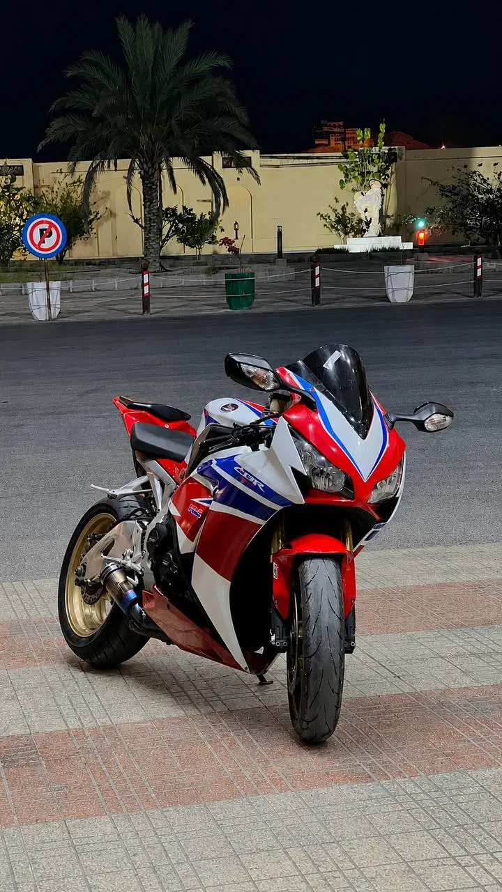 CBR cb1300|موتورسیکلت|عسلویه, |دیوار