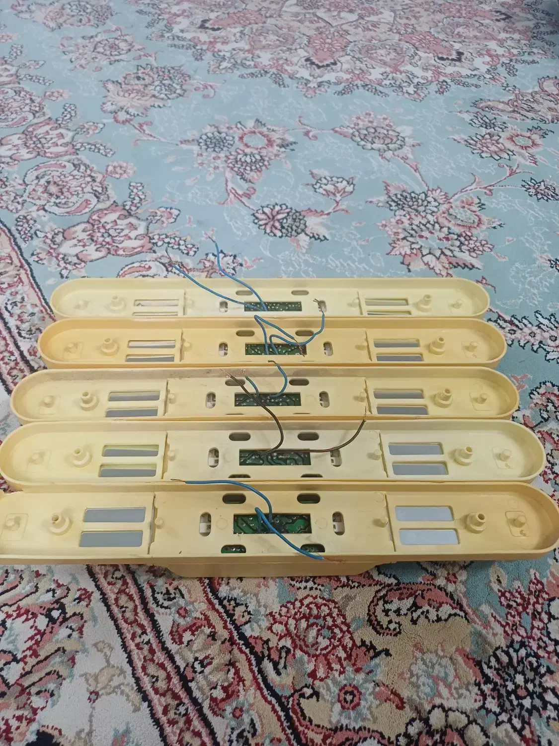 مهتابی|لامپ و چراغ|قم, وادی السلام|دیوار