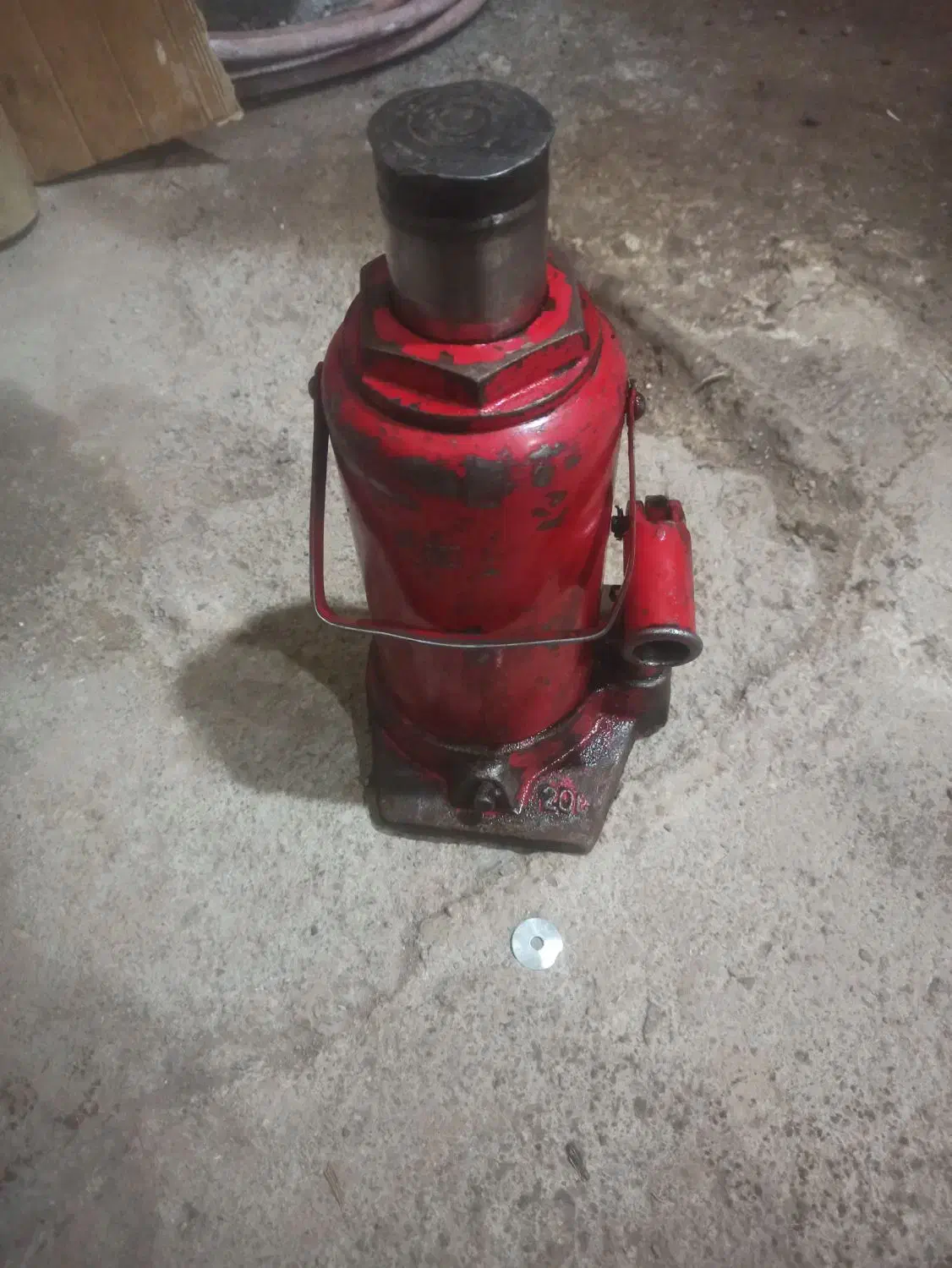 جک ۲۰تنی|ابزارآلات|تربت جام, حافظ|دیوار